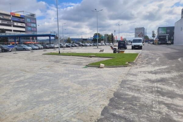 Projekt Przestrzeni i ogrodu przy sklepie Kaufland